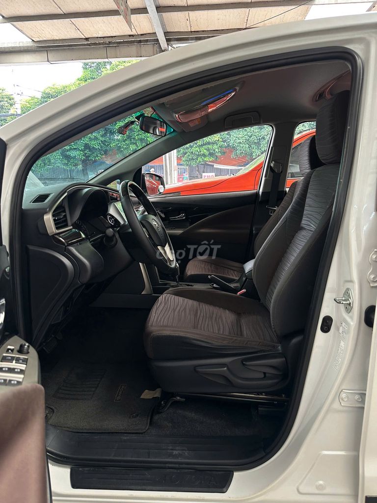 Toyota Innova Venturer 2022, bảo hành chính hãng. Mua bán Ô tô tại Quận Tân Phú Tp Hồ Chí Minh được đăng bởi Thành Nam Toyota  hình 9
