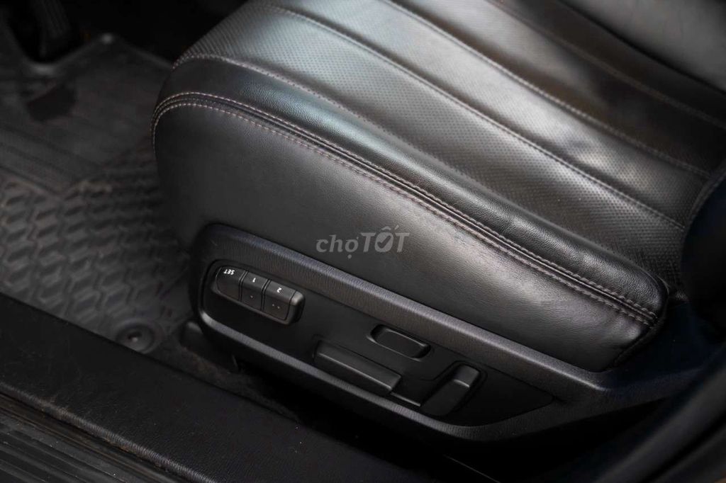 Mazda 6 2.0premium GTCC 2023 -34000km. Mua bán Ô tô tại Quận 12 Tp Hồ Chí Minh được đăng bởi Khoa Võ hình 14