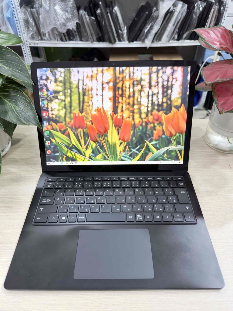 Surface Latop 3 i5 Gen 10 RAM 8GB SSD 256GB. Mua bán Laptop tại Quận Hai Bà Trưng Hà Nội được đăng bởi Akiba shop hình 1