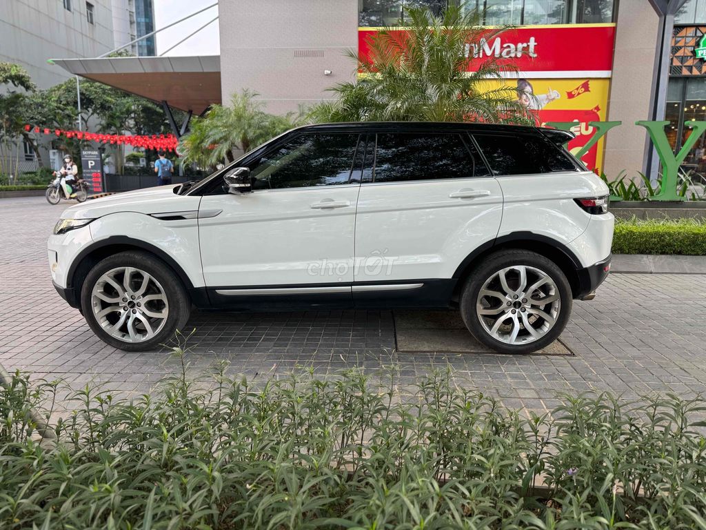 LandRover Range Rover Evoque 2012. Mua bán Ô tô tại Quận Cầu Giấy Hà Nội được đăng bởi A Sơn hình 8