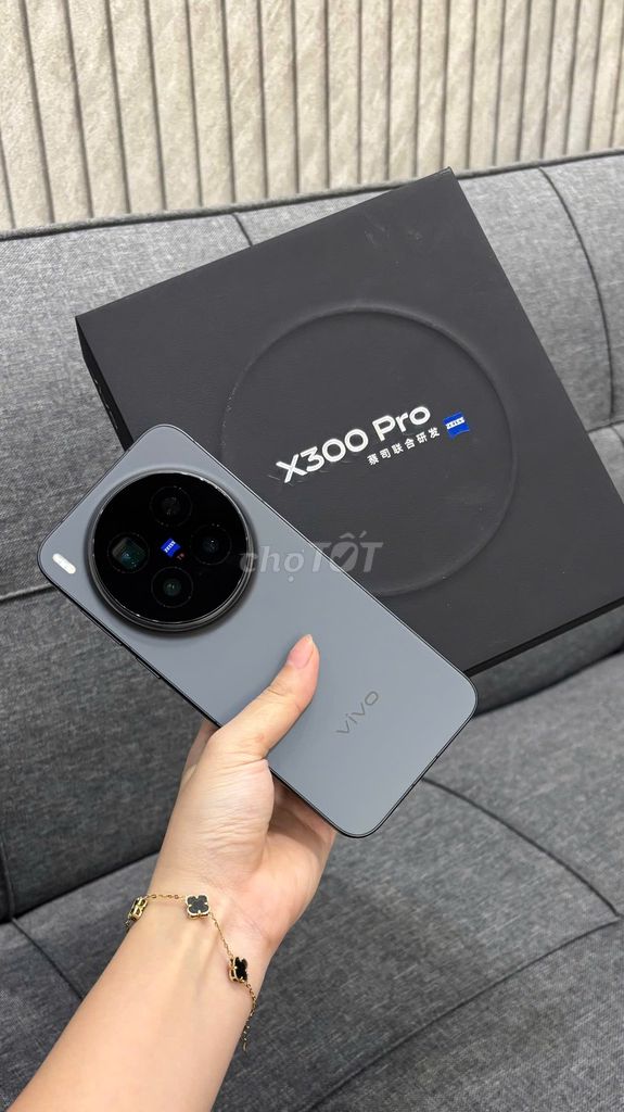 Vivo X300 Pro Đen 16.512Gb VN BH T3.2027. Mua bán Điện thoại tại Quận Tân Bình Tp Hồ Chí Minh được đăng bởi Đỗ đình cư hình 1