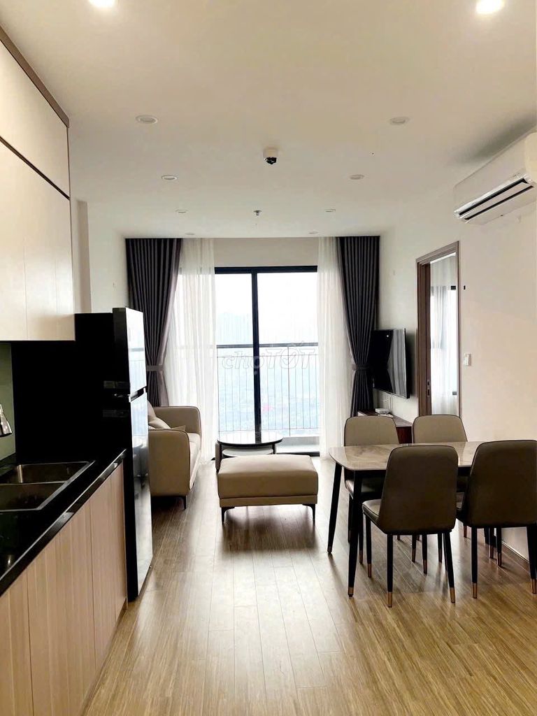 Аренда квартиры 2 спальни Vinhomes Smart City, полная мебель, 11 млн