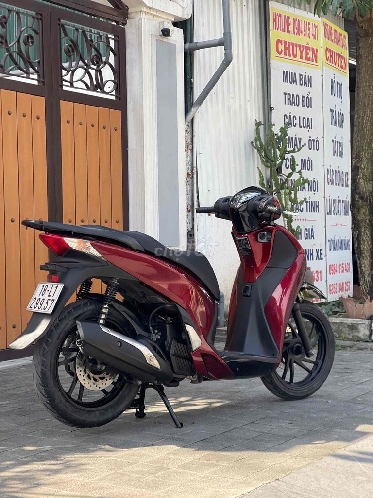 SH 125i Nguyên Bản 2016 Chất _ Bảo Hành 2 Năm✅✅✅✅. Mua bán Xe máy tại Huyện Gia Lâm Hà Nội được đăng bởi Xe Máy Phúc Hưng hình 3