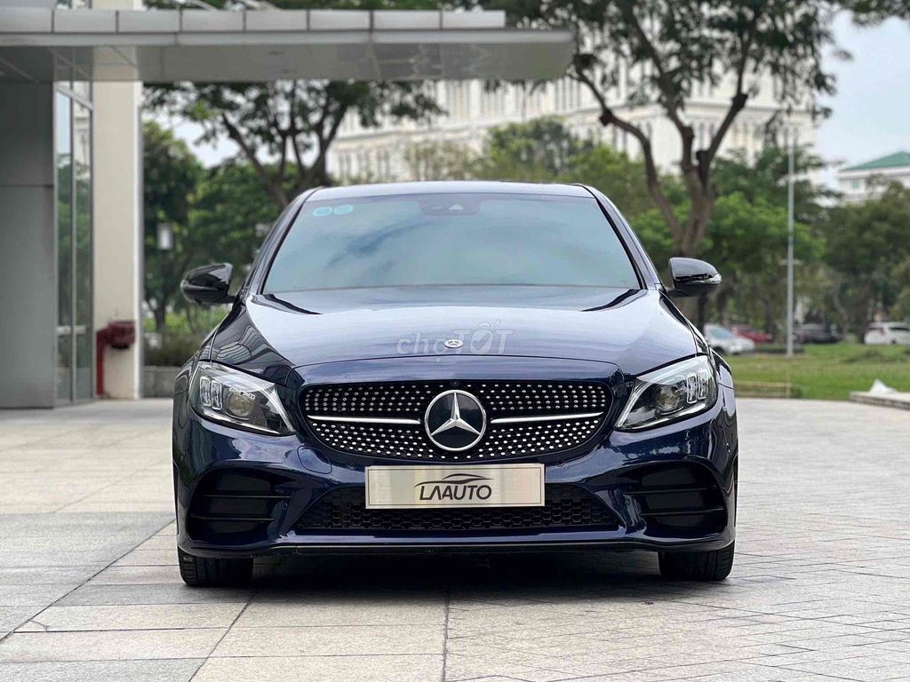 Mercedes Benz C Class 2019 C 300 AMG - 72000 km