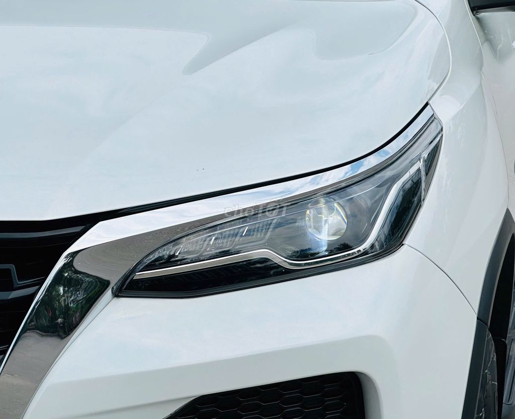 Toyota Fortuner 2021 2.4G máy dầu 7 chỗ Form mới. Mua bán Ô tô tại Quận Thanh Xuân Hà Nội được đăng bởi Vạn Phát  Auto hình 9