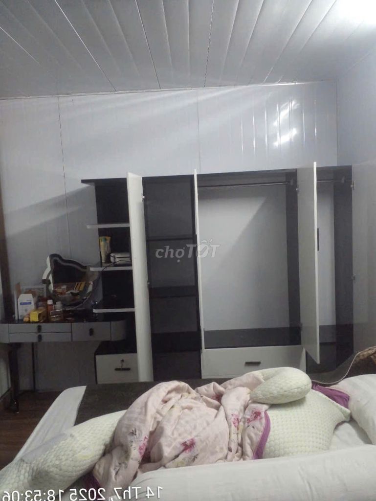 Tủ quần áo Nhựa Đài Loan 4 cánh 1 kệ. Mua bán Tủ, kệ gia đình tại Quận Bình Thạnh Tp Hồ Chí Minh được đăng bởi Phương hoa hình 1