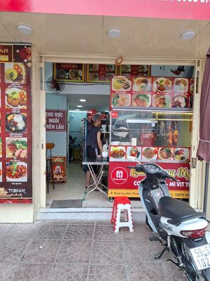 NHÂN VIÊN PHỤC VỤ QUẬN PHÚ NHUẬN