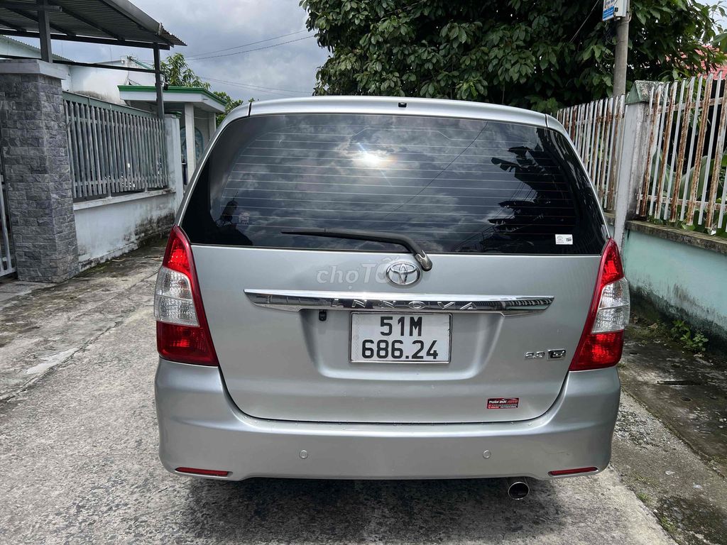 Toyota Innova E 2013 родная проверка