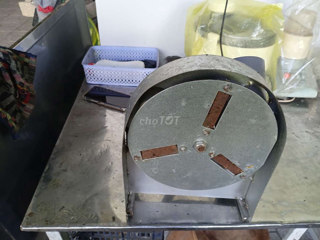 Máy xay hành tỏi Kim loại Bạc. Mua bán Bếp, lò, đồ điện nhà bếp tại Thành phố Vĩnh Long Vĩnh Long được đăng bởi Tuấn Lê Thanh hình 1