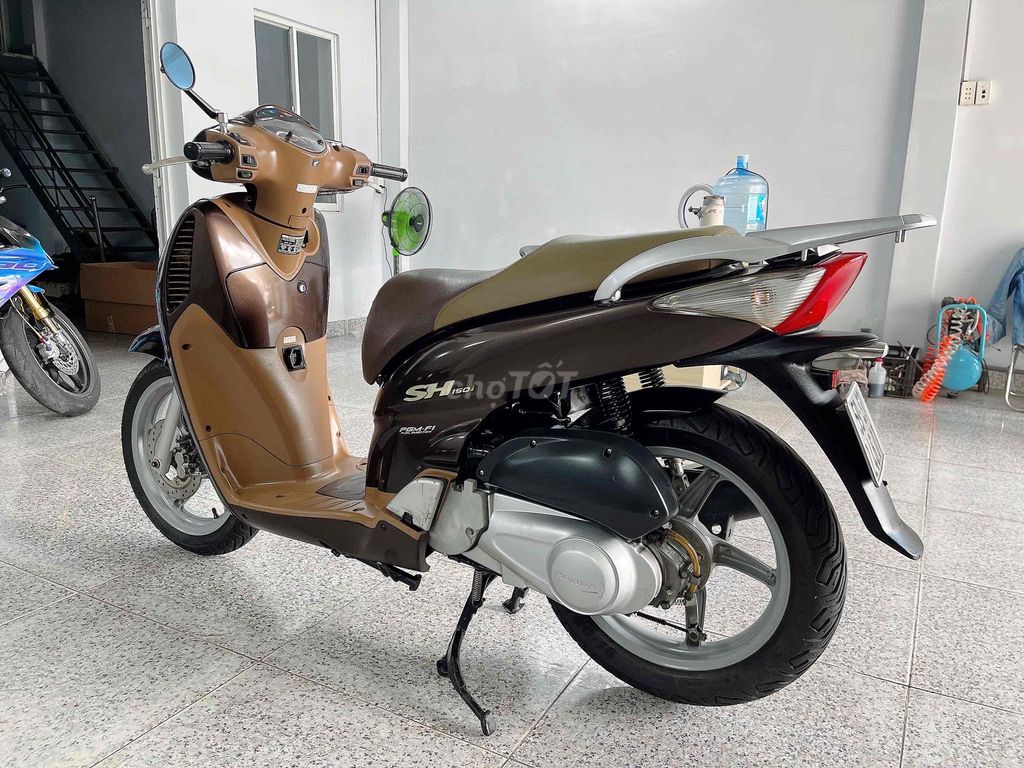 Sh 150cc Đk 2OO9.24601. Sm 015. Bstp. Giá nhanh.❤️. Mua bán Xe máy tại Quận 12 Tp Hồ Chí Minh được đăng bởi LeeteeHung hình 3