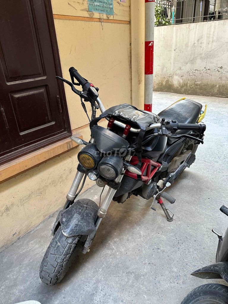 em cần bán lại ducati độ giá k bằng con wave cũ. Mua bán Xe máy tại Quận Bắc Từ Liêm Hà Nội được đăng bởi asaki hình 3