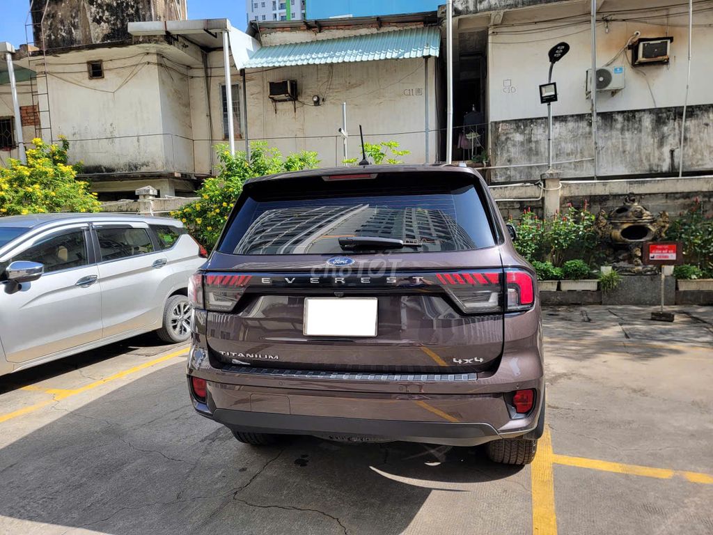 Ford Everest 2023 Titanium Plus 2.0L 4x4 AT. Mua bán Ô tô tại Quận Bình Thạnh Tp Hồ Chí Minh được đăng bởi Nguyễn Quốc Hoàng hình 1