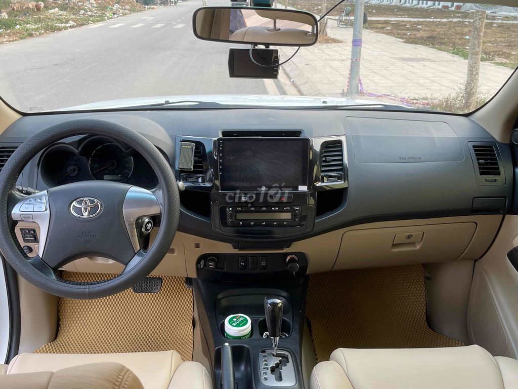 Toyota Fortuner 2014 - 125000 km