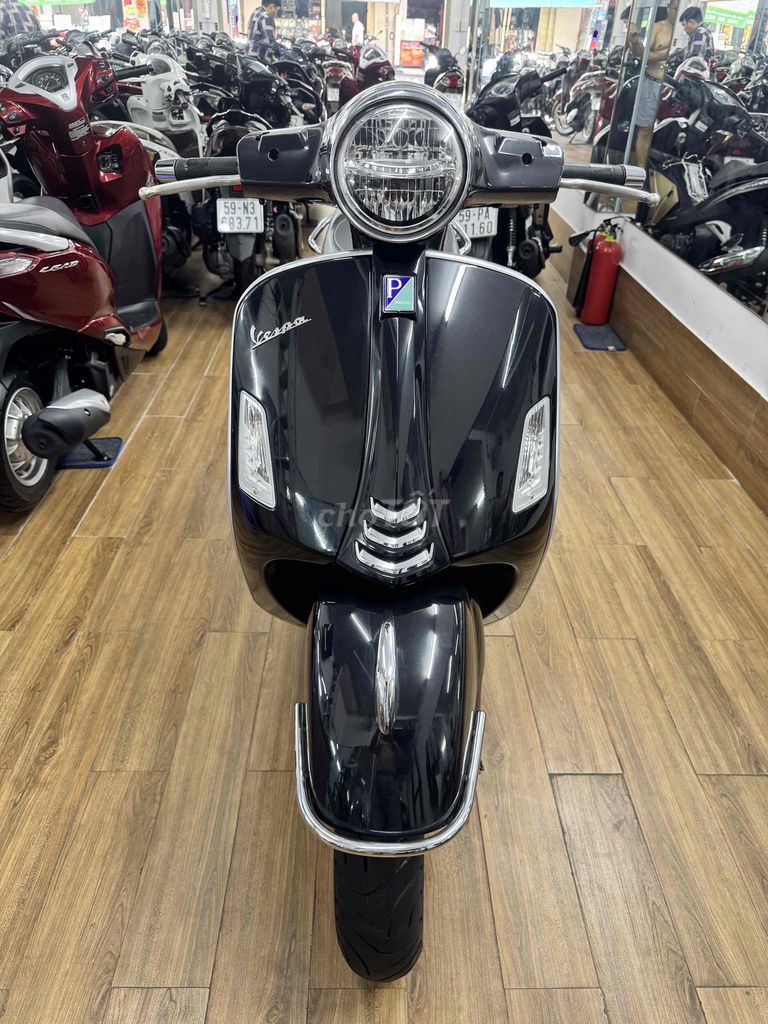 Piaggio GTS300 đời 2023 odo 9 nghìn km bstp. Mua bán Xe máy tại Huyện Bến Lức Long An được đăng bởi Nguyễn Dương Nhân  hình 4