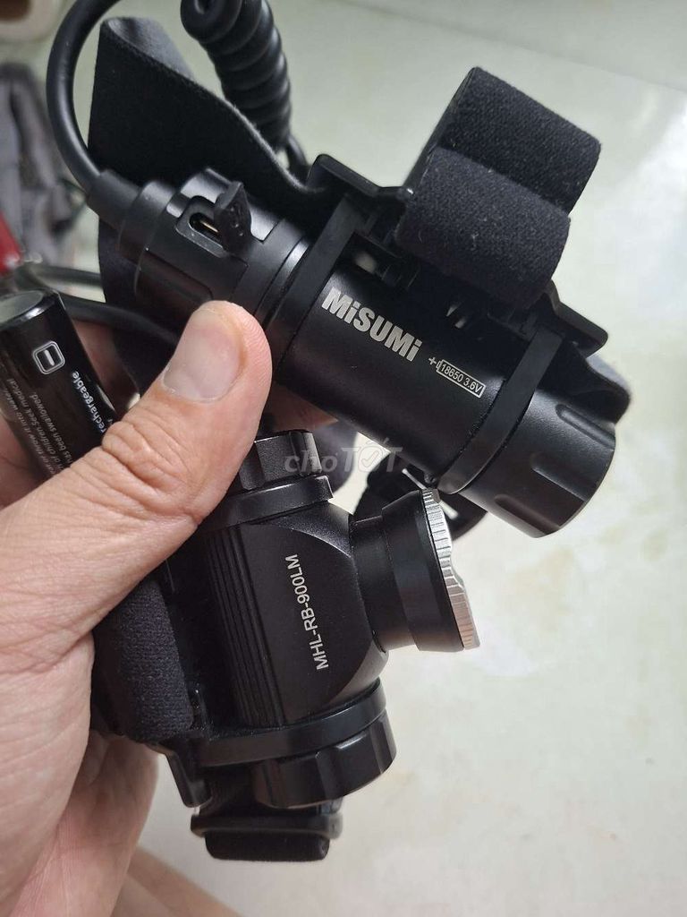 Đèn đeo trán Misumi MHL-RB-900LM Đen. Mua bán Đồ thể thao, Dã ngoại tại Quận Hải Châu Đà Nẵng được đăng bởi Khoa hình 1