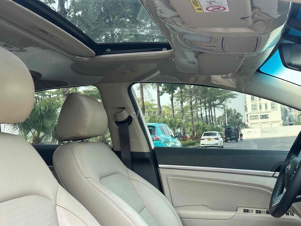 Hyundai Elantra 2020 2.0 AT - 72000 km bao zin. Mua bán Ô tô tại Quận Hoàng Mai Hà Nội được đăng bởi A công hình 10