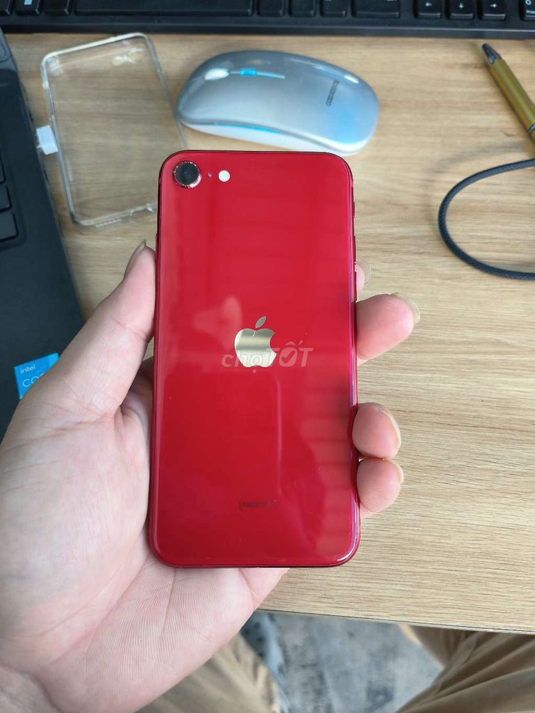 Apple iPhone SE 2020 64GB Đỏ 100%. Mua bán Điện thoại tại Thị xã Bến Cát Bình Dương được đăng bởi ChanLee Huy Huỳnh hình 1