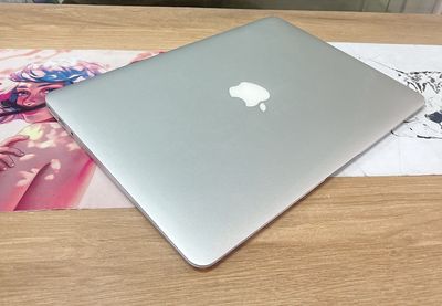 Macbook Air Siêu mỏng nhẹ Core I5, Ram 4Gb, Ssd Rẻ