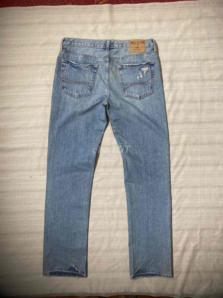 jean mềm Hollister nút cài 32-33 98%. Mua bán Quần áo tại Thành phố Tân An Long An được đăng bởi Shop 3986 hình 1