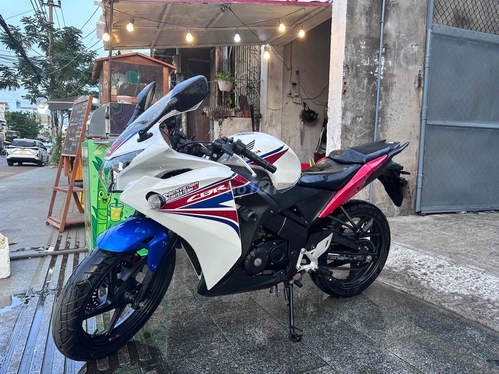 CBR150r. Mua bán Xe máy tại Thành phố Qui Nhơn Bình Định được đăng bởi Lyn hình 2