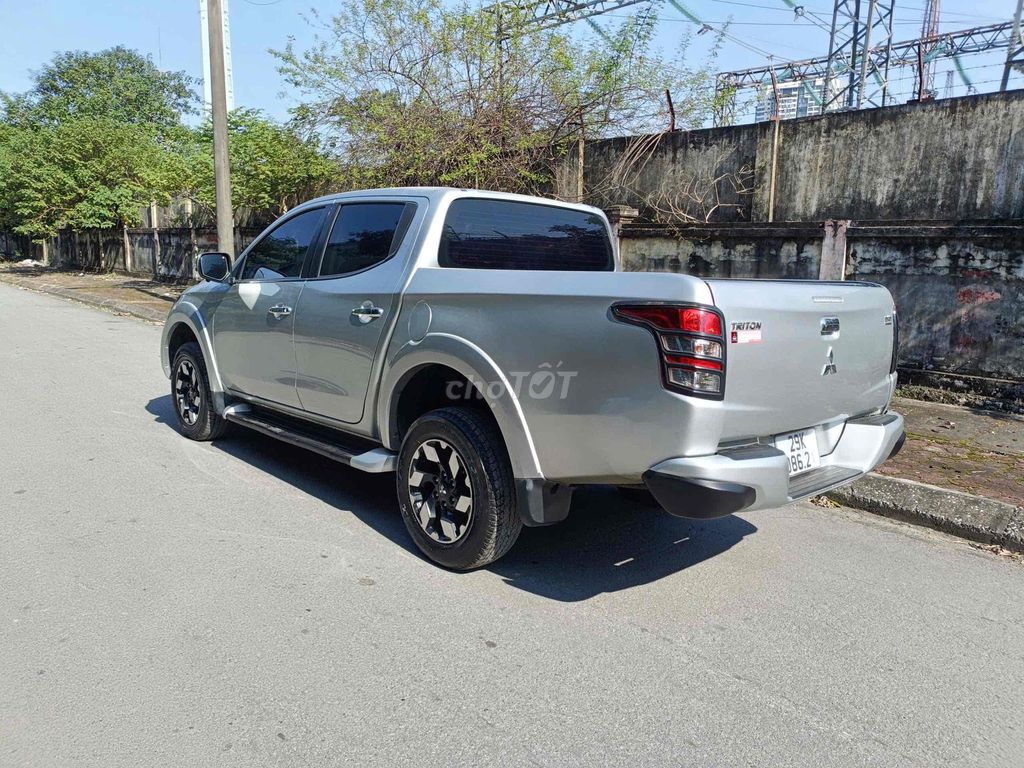 Triton Mivec tự động 2 cầu 2017. Mua bán Ô tô tại Quận Hà Đông Hà Nội được đăng bởi Hiệp Xoăn Hà Đông hình 4