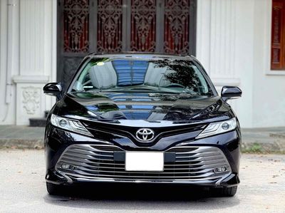 Toyota Hà Đông bán Camry 2.5Q 2021 Đen 36000 km