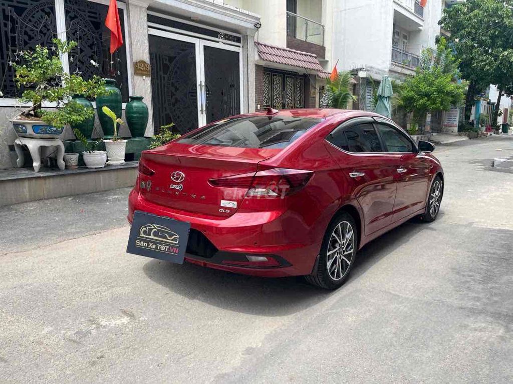Hyundai Elantra 2019 2.0AT - 82000 km. Mua bán Ô tô tại Quận 12 Tp Hồ Chí Minh được đăng bởi HA hình 5