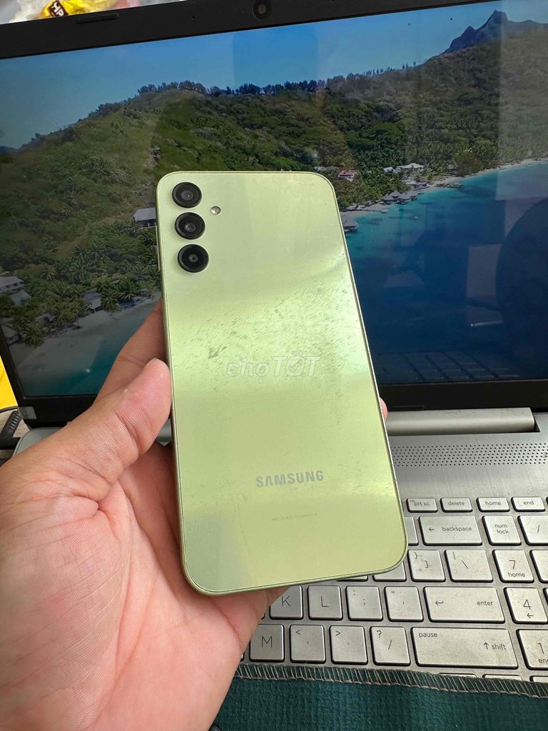 Samsung Galaxy A24 128GB Xanh lá. Mua bán Điện thoại tại Thành phố Dĩ An Bình Dương được đăng bởi junstar store hình 1