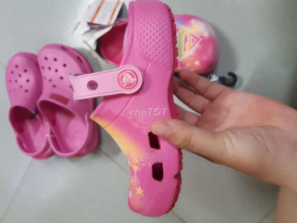 0829944884 - Giày Crocs chính hãng mới cho bé
