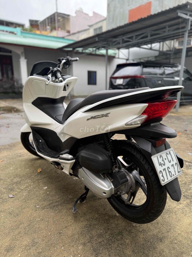 Honda PCX màu Trắng. Mua bán Xe máy tại Quận Thanh Khê Đà Nẵng được đăng bởi Long hình 8