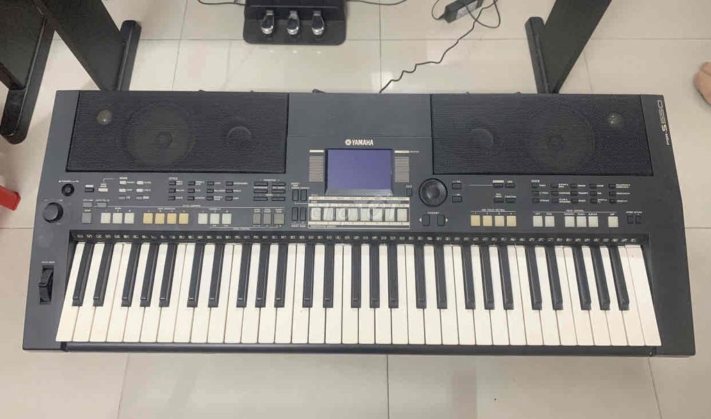 Đàn Organ Yamaha Psr S550