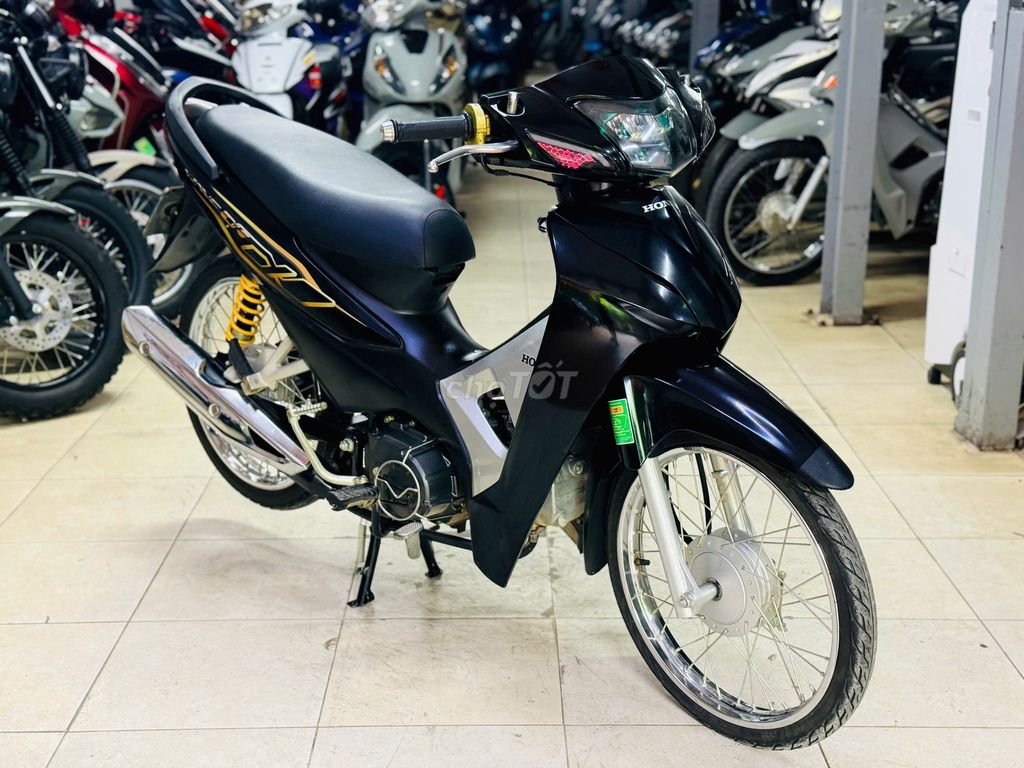 Мотосалон Thịnh Phát - Honda Wave A 110 Черный тюнингованный