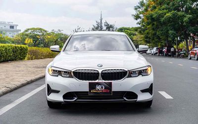 BMW 320i Sportline 2022 Trắng siêu đẹp