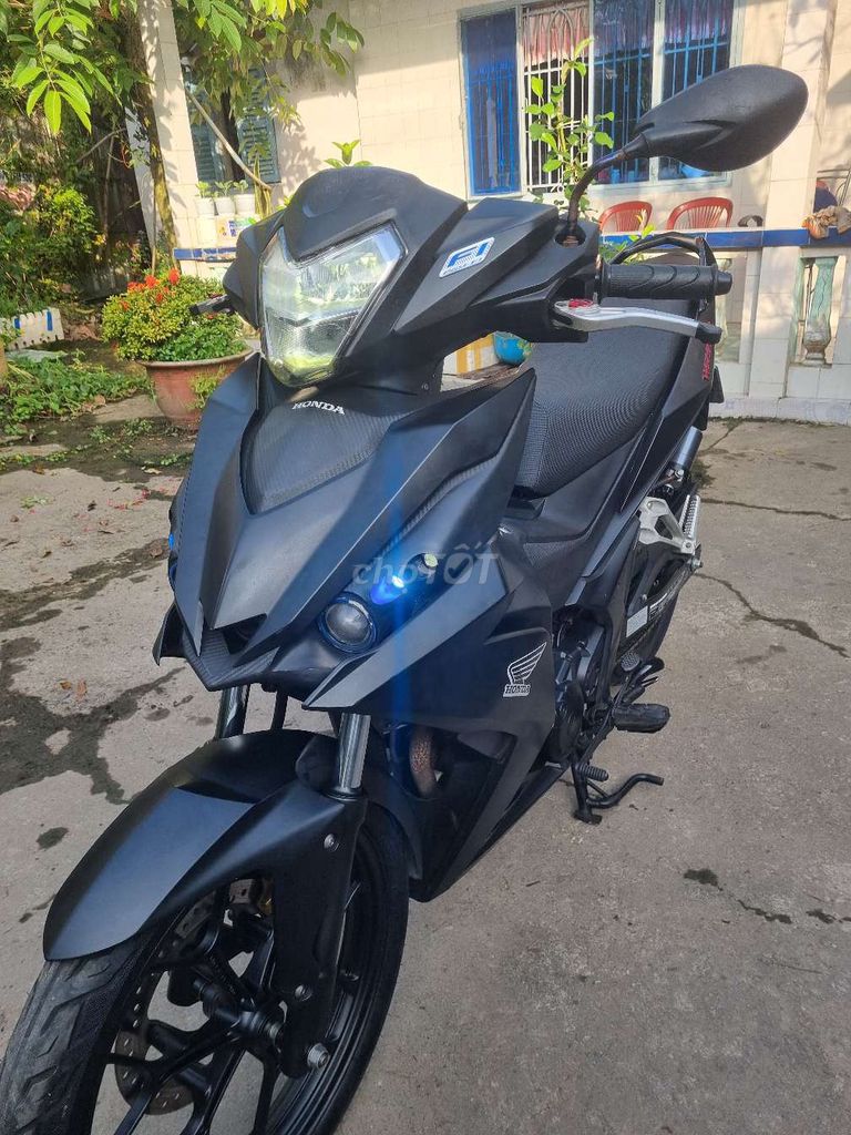 Honda Winner V1 2018 Đen nhám. Mua bán Xe máy tại Quận Ninh Kiều Cần Thơ được đăng bởi Cẩm Huỳnh hình 4