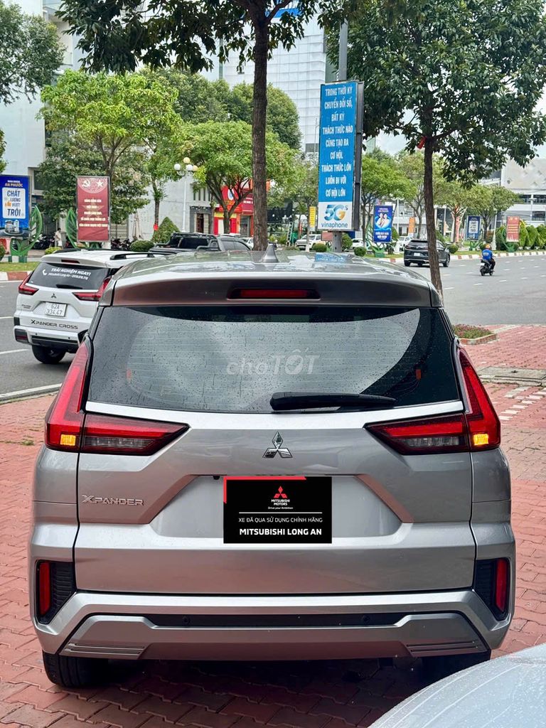 Mitsubishi Xpander 7 мест Серебристый