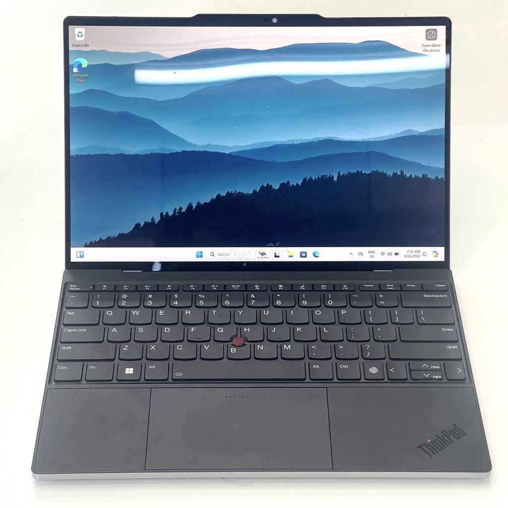 ThinkPad Z13 Laptop doanh nhân cao cấp, sang trọng