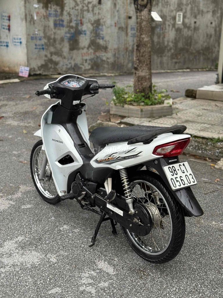 Honda Wave 110 2017 оригинальный белый в отличном состоянии