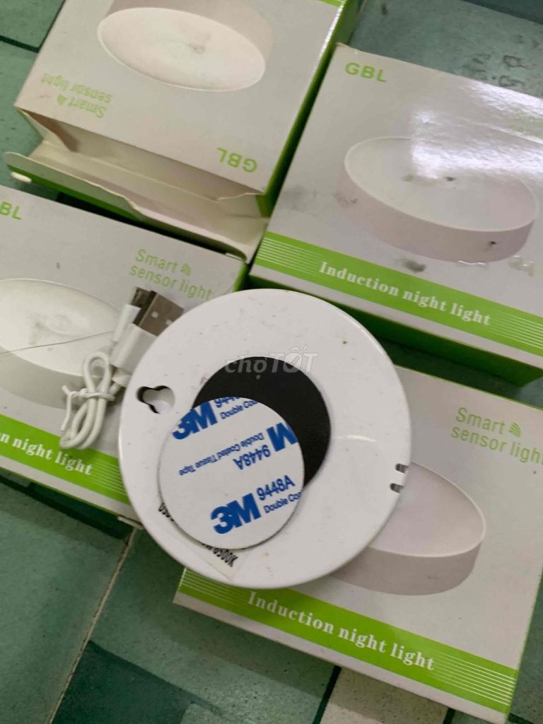 Đèn ngủ cảm ứng GBL Trắng. Mua bán Đèn tại Quận 8 Tp Hồ Chí Minh được đăng bởi ThanhLinh hình 1