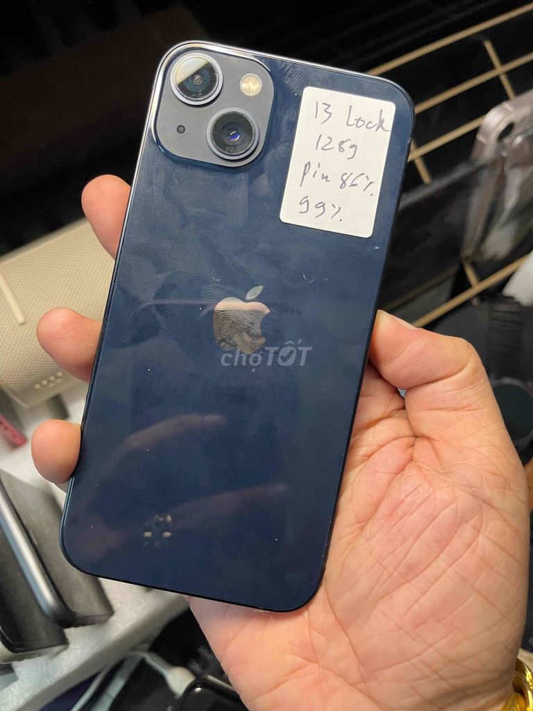 iPhone 13 128GB Đen - đã unlock gắn sim là sài. Mua bán Điện thoại tại Quận Tân Bình Tp Hồ Chí Minh được đăng bởi MrA Store hình 1