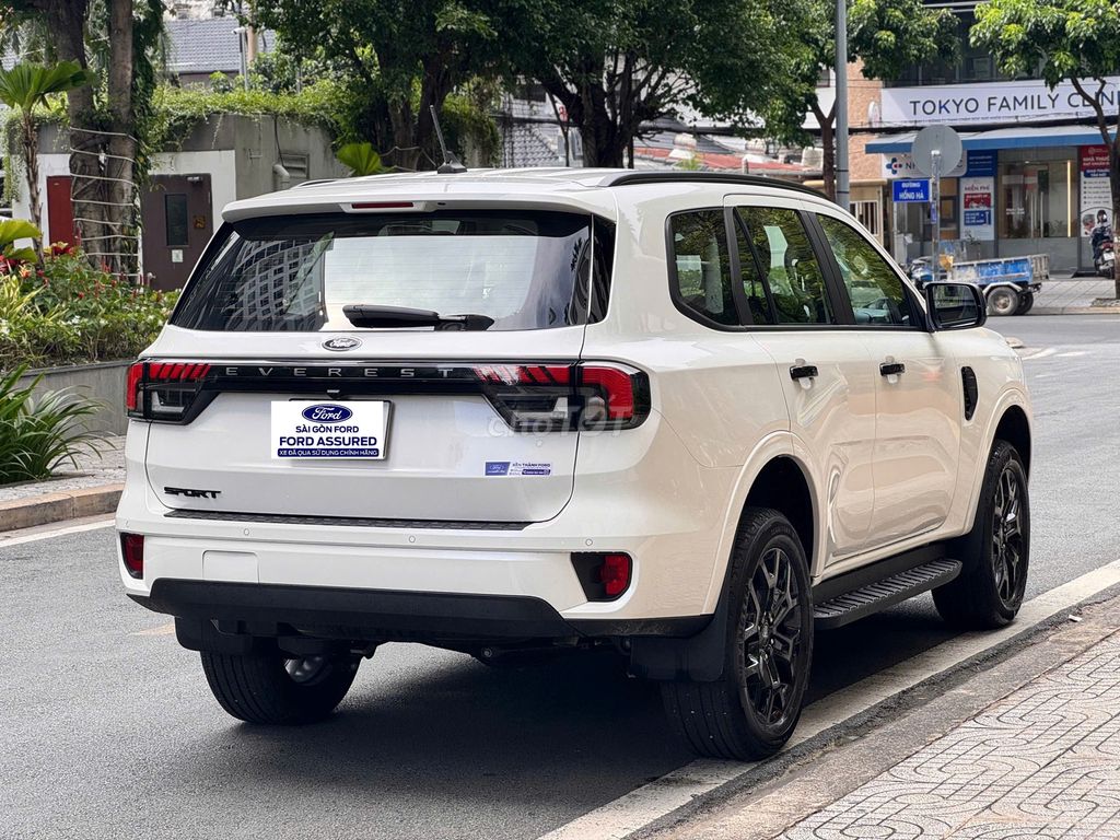 Everest Sport 2025 - Odo 660km - Zin đến 99.9%. Mua bán Ô tô tại Thành phố Thuận An Bình Dương được đăng bởi Phổ Quang Ford Assured hình 5
