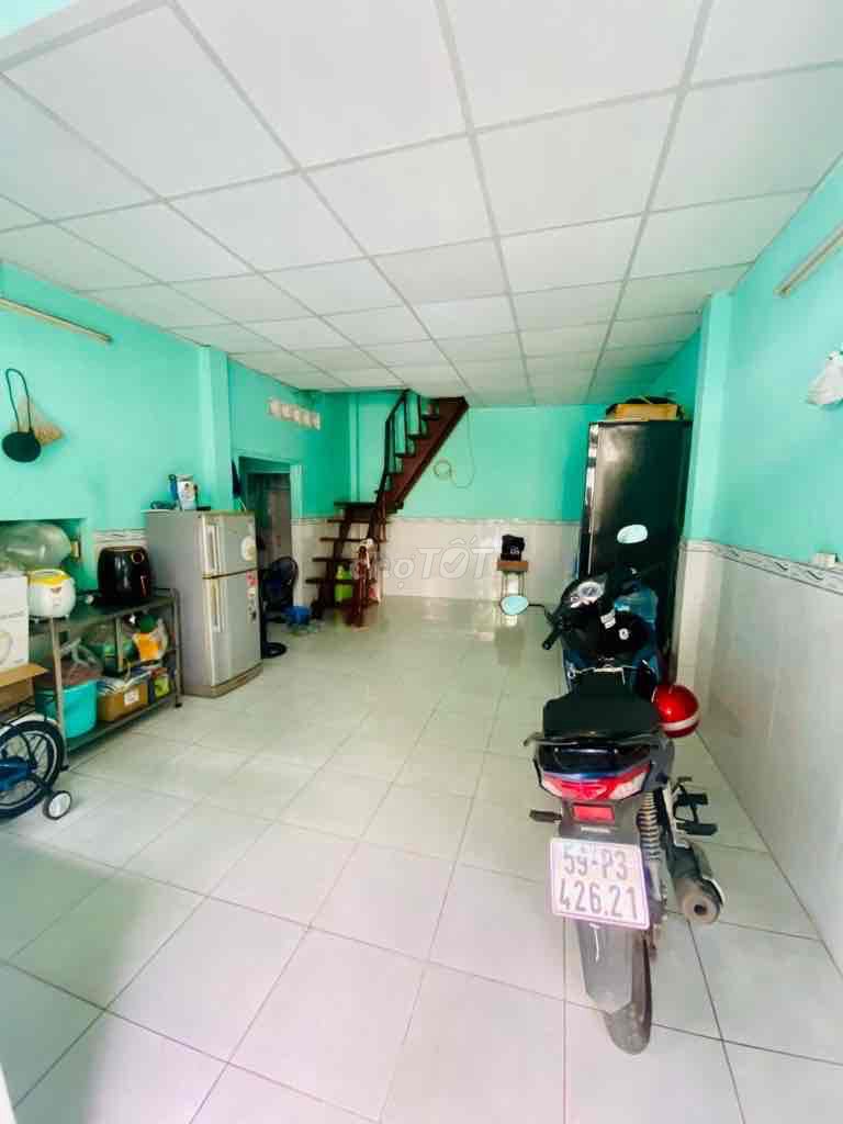 Nhà 2 tầng BTCT, Phạm Văn Bạch, 34m2, chỉ 2,2 tỷ