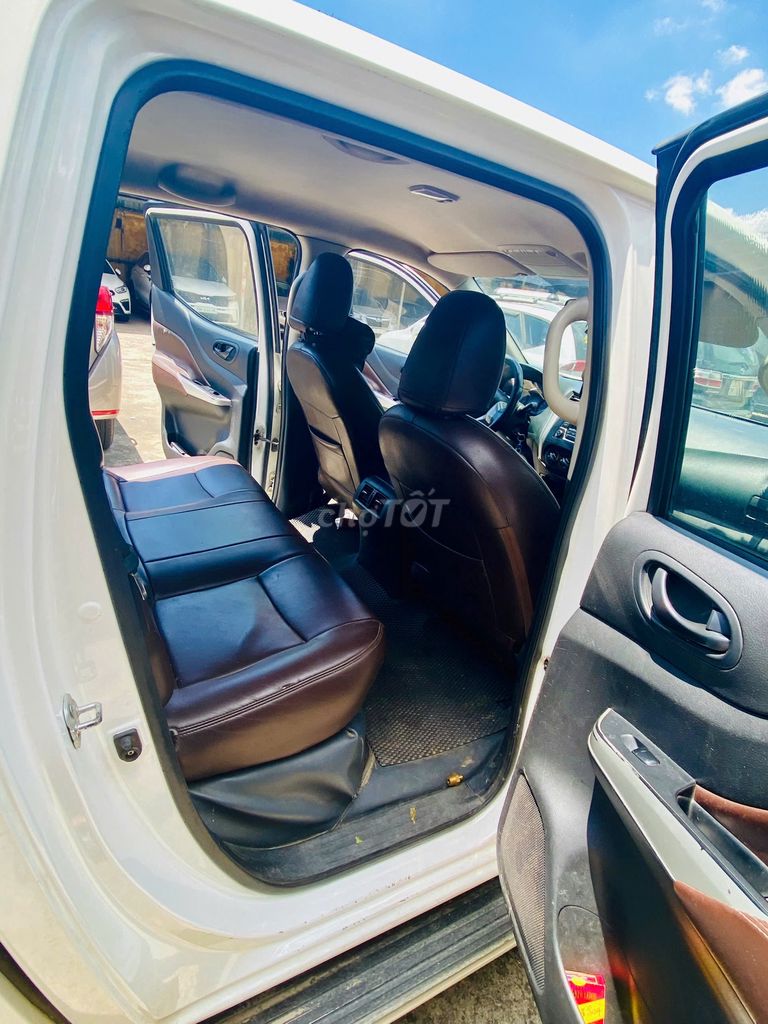 Nissan Navara 2015  - 0 km. Mua bán Ô tô tại Quận Đống Đa Hà Nội được đăng bởi TRẦN THỊ LÊ DUYÊN hình 2