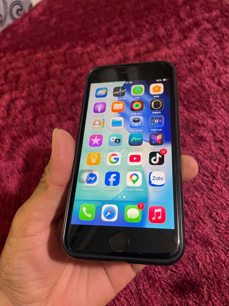 Apple iPhone SE 2020 64GB Đen zin. Mua bán Điện thoại tại Quận Ninh Kiều Cần Thơ được đăng bởi PHƯỚC HƯNG hình 1