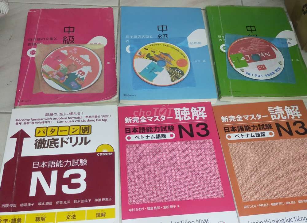 Sách học và luyện thi tiếng Nhật N3; sách N5 free