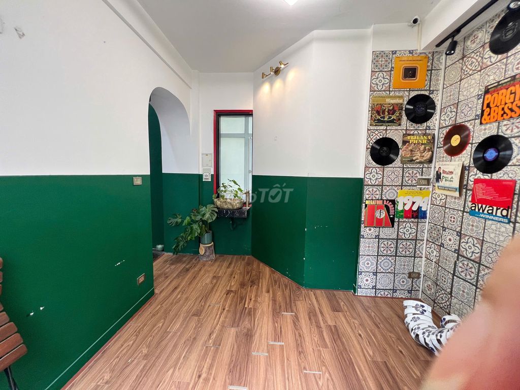 Cho thuê mặt bằng kinh doanh, văn phòng, studio tại Hạ Hồi, Hoan Kiem. Cho thuê văn phòng, mặt bằng kinh doanh tại Quận Hoàn Kiếm Hà Nội được đăng bởi trần tùng hình 4