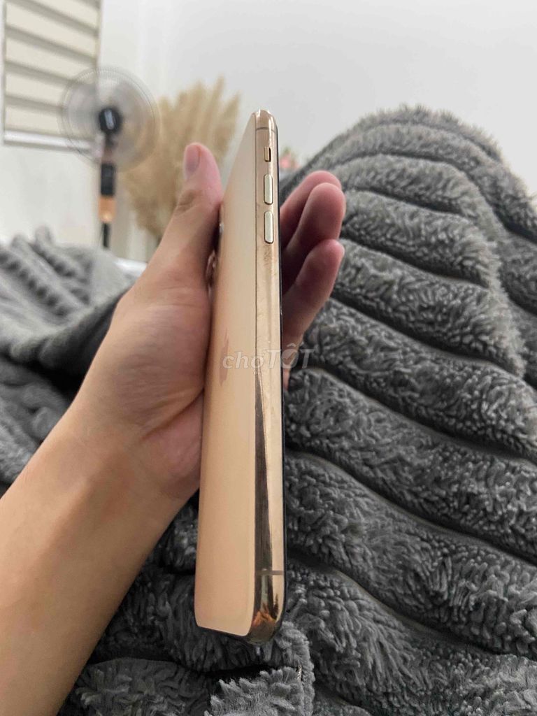 Apple iPhone 11 Pro Max Vàng. Mua bán Điện thoại tại Thành phố Sầm Sơn Thanh Hóa được đăng bởi Hoàng Đoan hình 1
