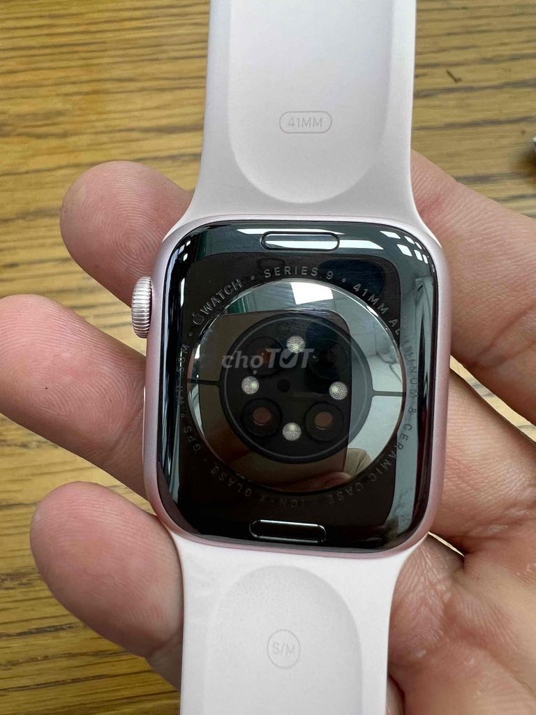 Apple Watch Series 9 41mm Hồng Like New. Mua bán Thiết bị đeo thông minh tại Thành phố Tây Ninh Tây Ninh được đăng bởi Nguyễn Khánh Hoài hình 1