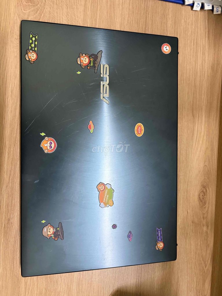 Laptop ASUS Zenbook Đen. Mua bán Laptop tại Thành phố Dĩ An Bình Dương được đăng bởi Đỗ Anh Thư hình 1