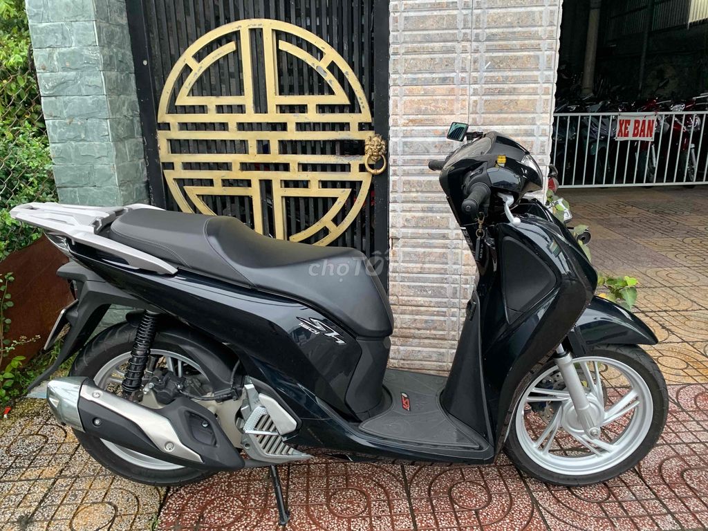 SH 125 2017 zin cọp máy miễn bàn chính chủ 65F1. Mua bán Xe máy tại Quận Thốt Nốt Cần Thơ được đăng bởi Cầm Đồ Thành Chánh  hình 1