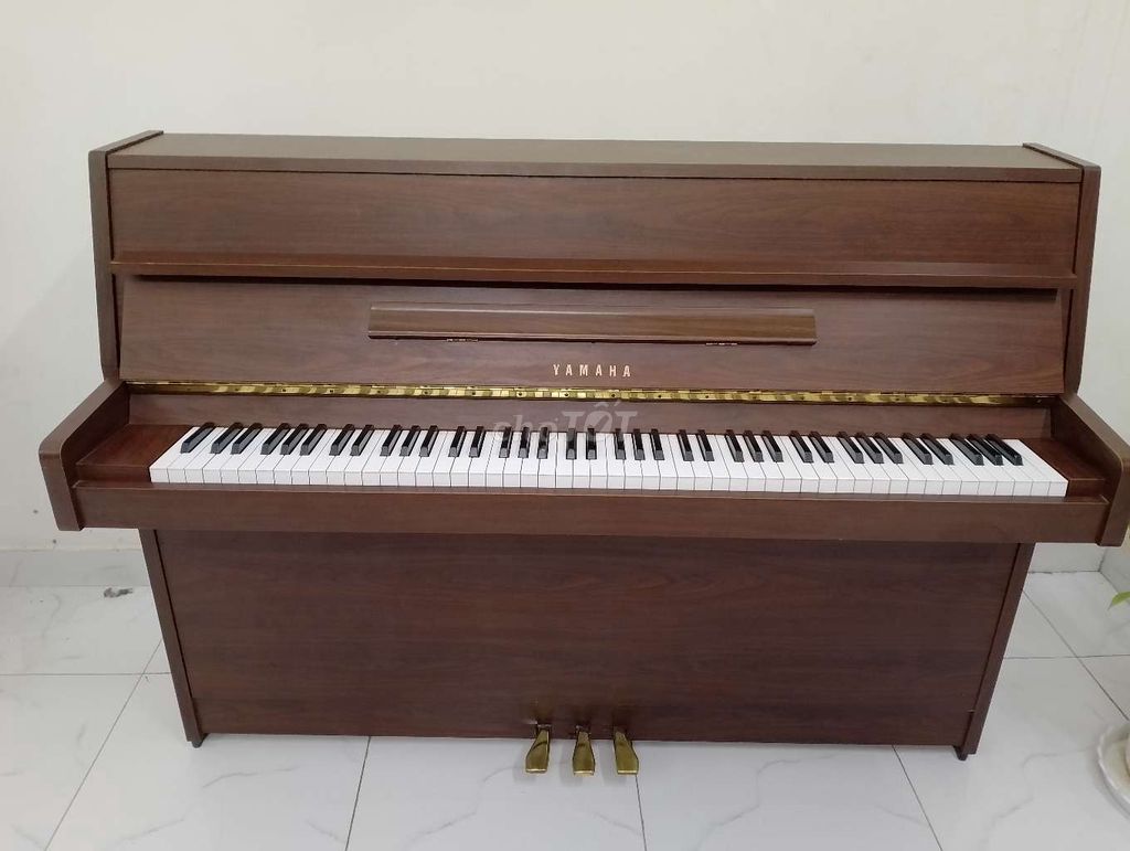 Sale Piano cơ Yamaha MC101 series 3triệu tem đồng